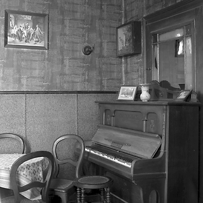 Camera: Rollei SLX, Rolleigon 80 mm